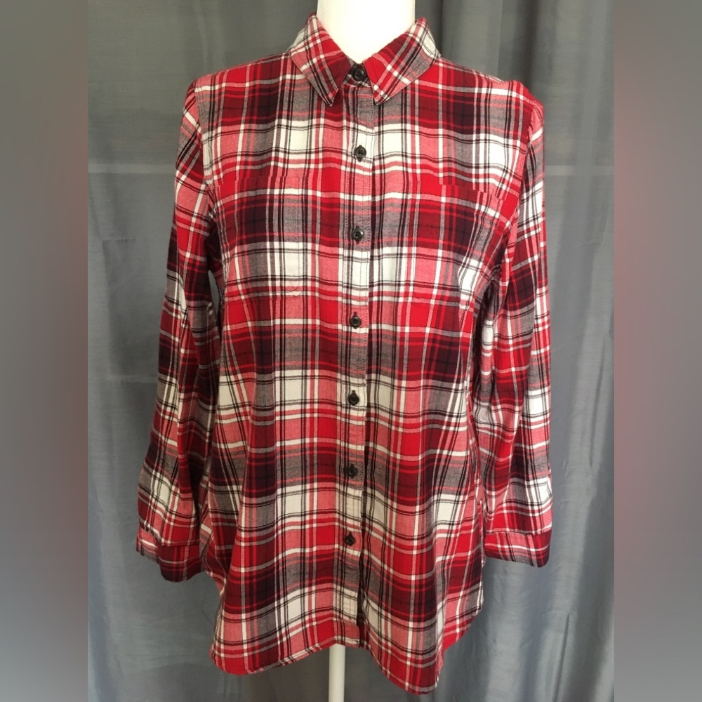 Cato Size LARGE Red Plaid Button Down 100% Cotton Chest Pockets